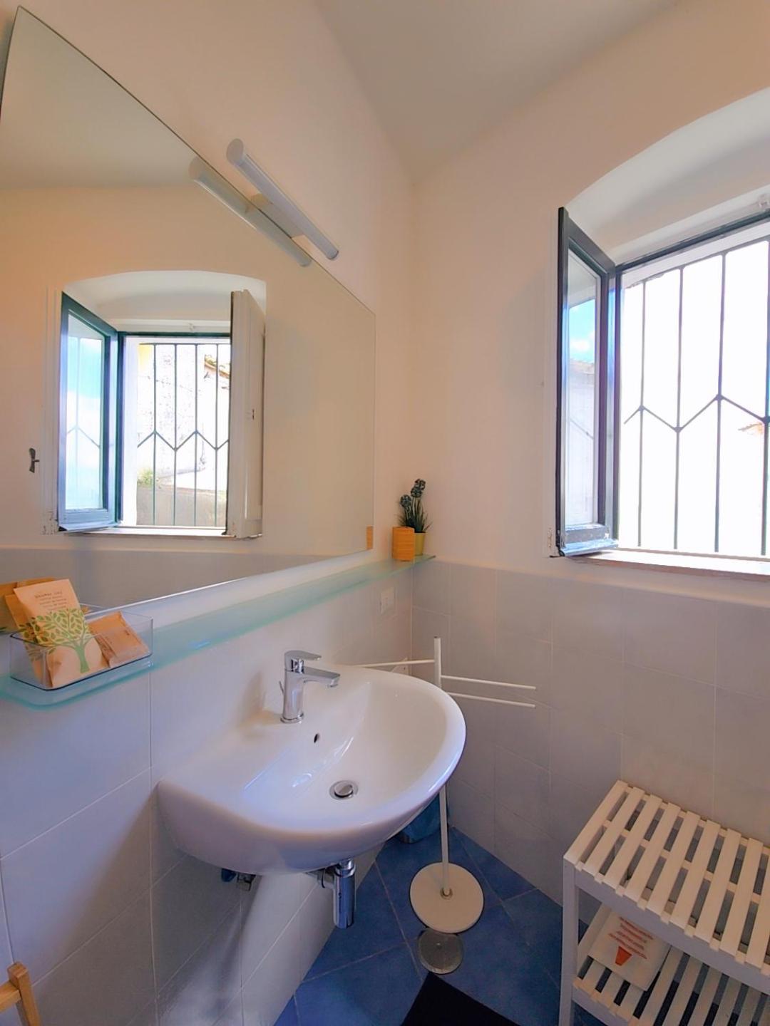 Raito Guest House - Amalfi Coast В'єтрі Екстер'єр фото